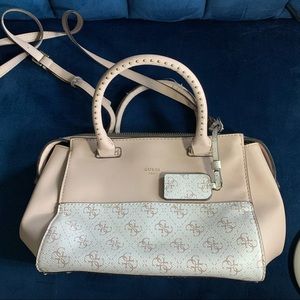 Guess crossbody bag